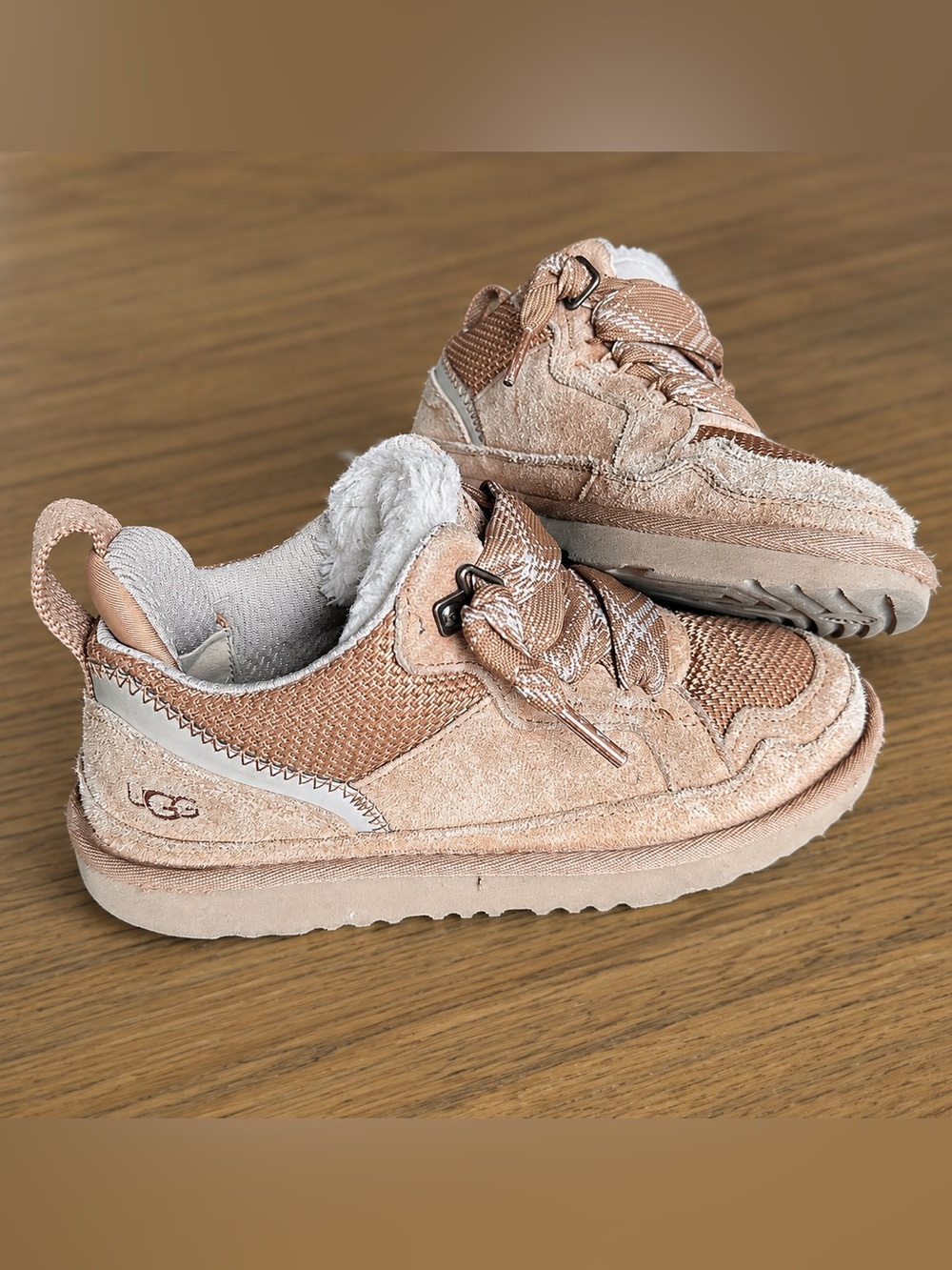 💥🤎 UGG 🤎 Lo LOWMEL Chestnut Suede Mesh lace up Sneaker boots Unisex Kids